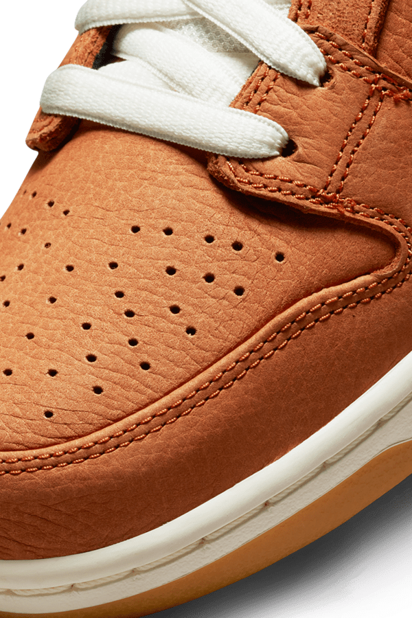 SB Dunk Low Pro 'Dark Russet' (DH1319-200) Release Date. Nike SNKRS