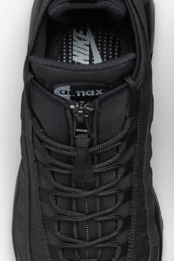 Nike Air Max 95 SneakerBoot Triple Black Nike SNKRS