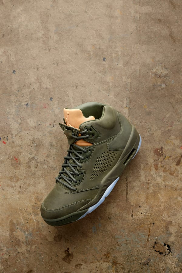 Air Jordan 5 Retro 'Sequoia & Vachetta Tan'. Nike SNKRS