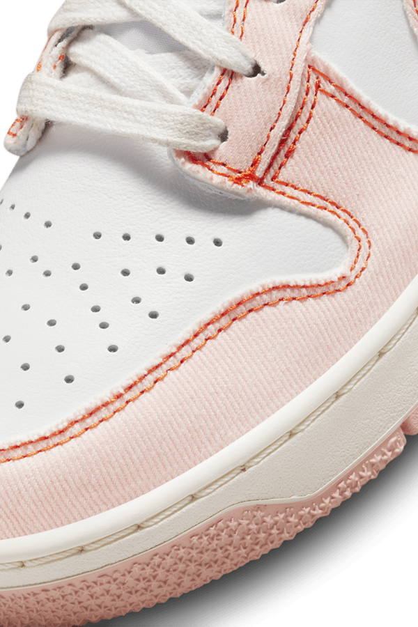 Arctic orange nike top