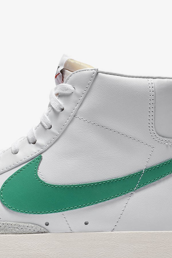 MID 77 Lucid Green and White and Sail Nike SNKRS