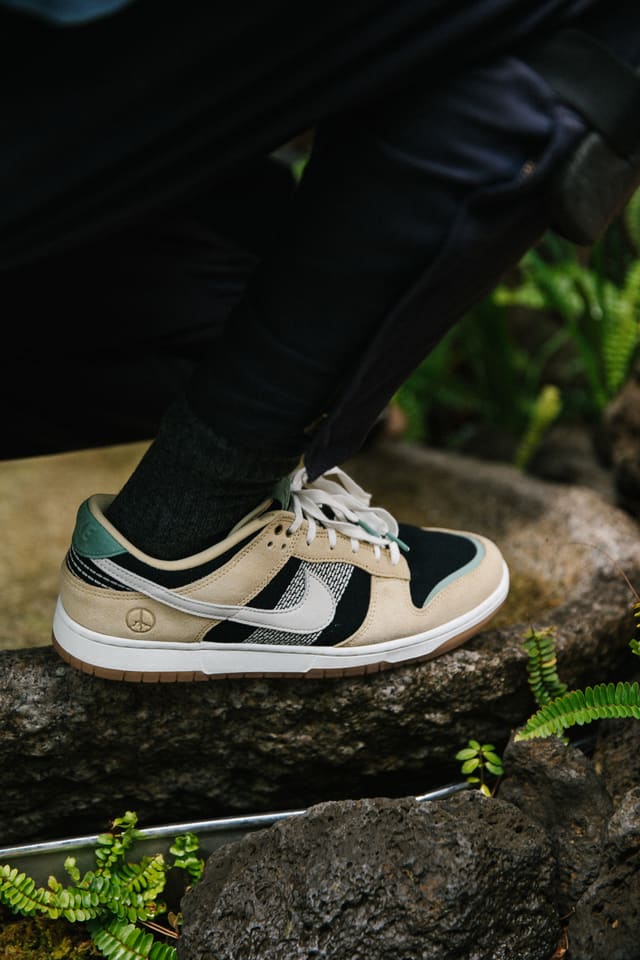 未使用 NIKE DUNK ややこしく LOW SE 庭師 ダンク 28cm