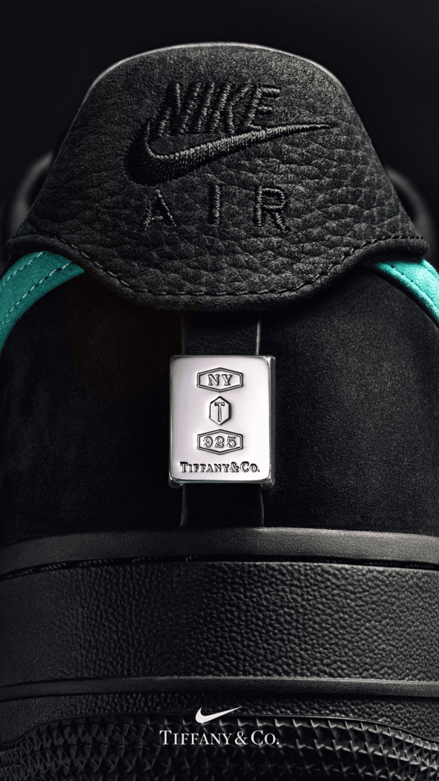 NIKE公式】SNKRS Special: Air Force 1 x Tiffany & Co.. Nike SNKRS