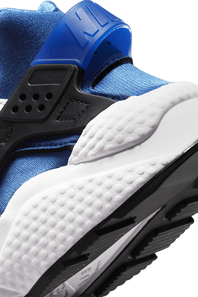 blue and white nike huarache