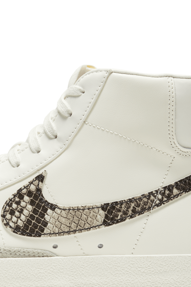 Women s Blazer Mid 77 Snakeskin Release Date. Nike SNKRS