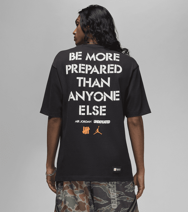 2P(3) T-Shirt Match Jordan 4 Undefeated main image 0