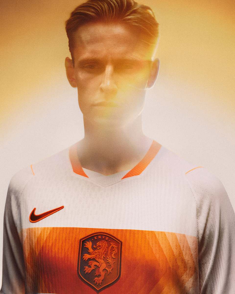 Netherlands 2026 Match Away Men's Nike Aero-FIT Football Authentic