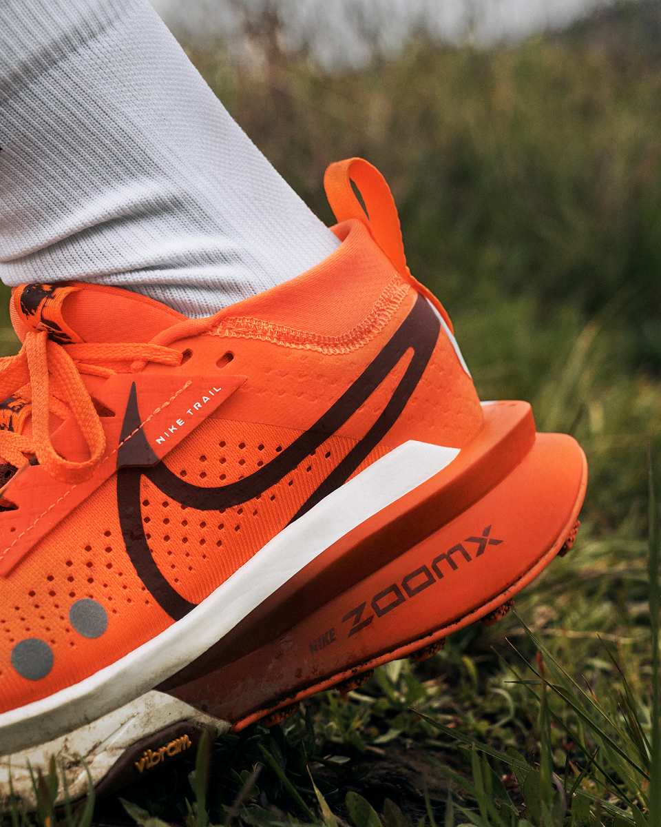 Nike Zegama 2 Women's Trail Running Shoes