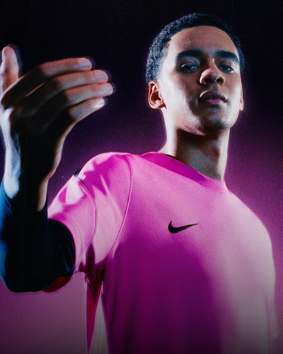 NIKE公式】ナイキ ティエンポ マエストロ エリート LE ファーム