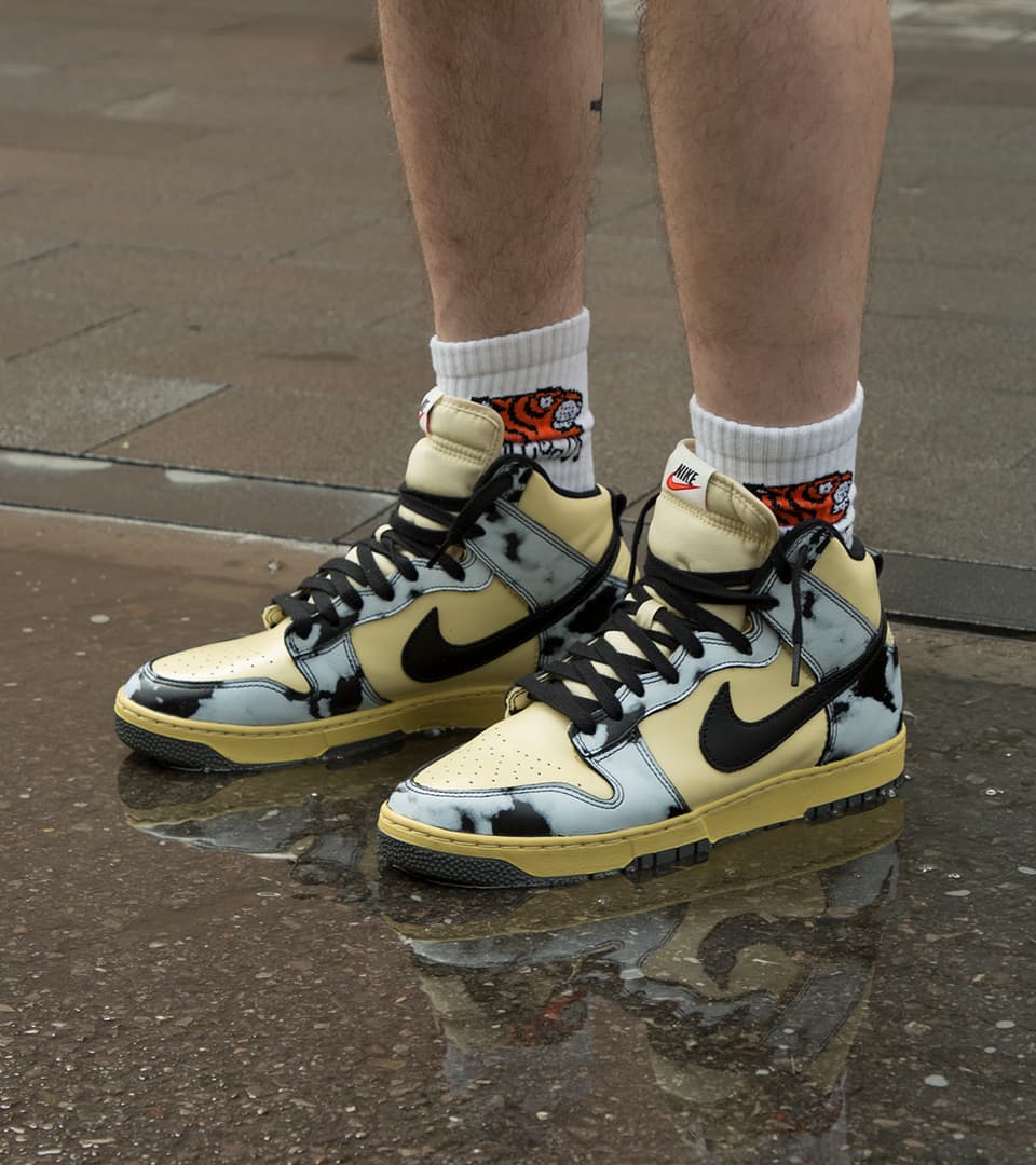 Nike Dunk High 1985 Black Acid Wash - DD9404-700 - Restocks