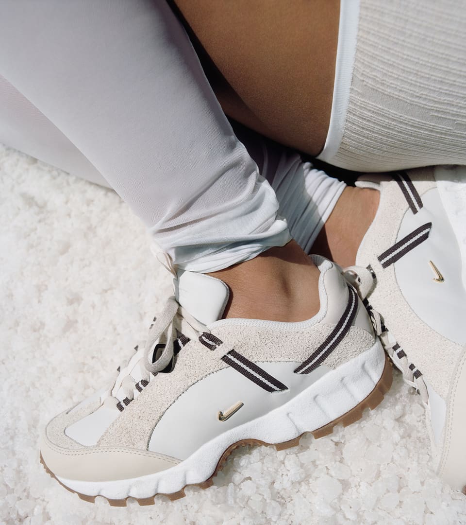 全3色/黒/赤/ベージュ Jacquemus Nike WMNS JF1 W 24.0cm ブラック