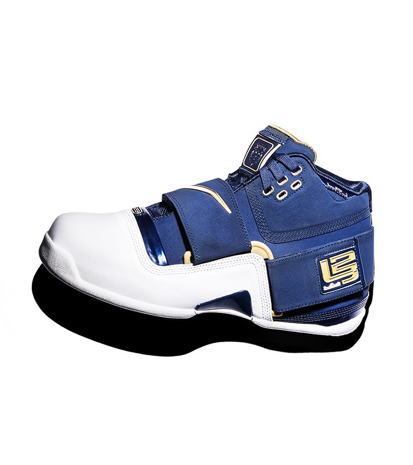 lebron james zoom soldier 1