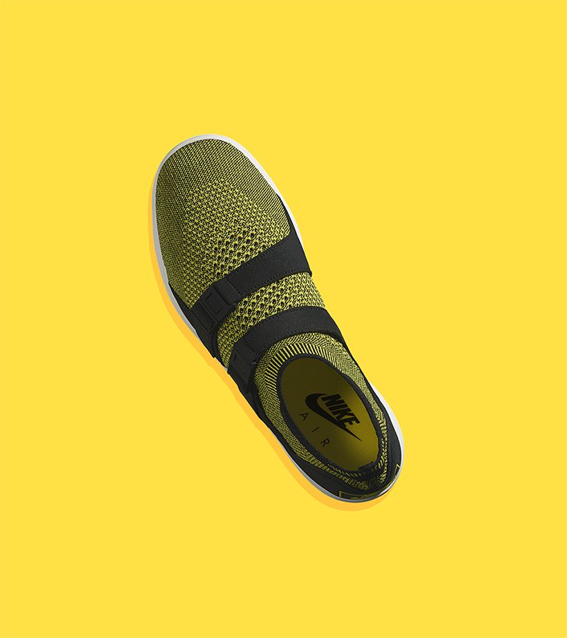 Nike Air Sock Racer Flyknit 'Yellow Strike'. Nike SNKRS