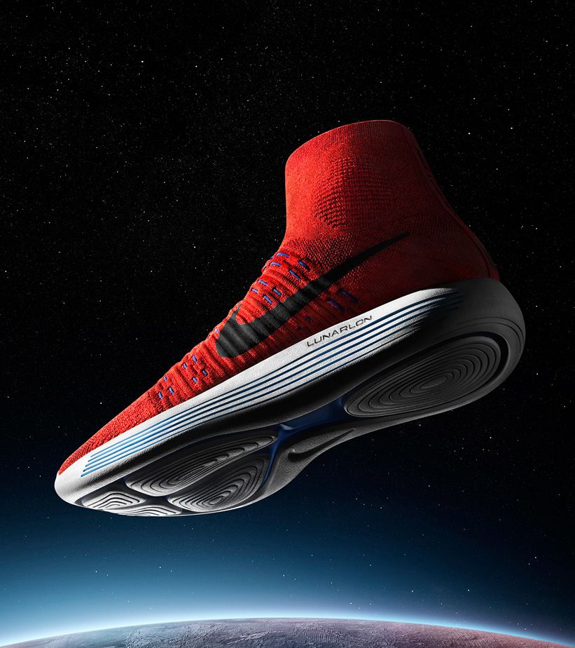 flyknit lunar red