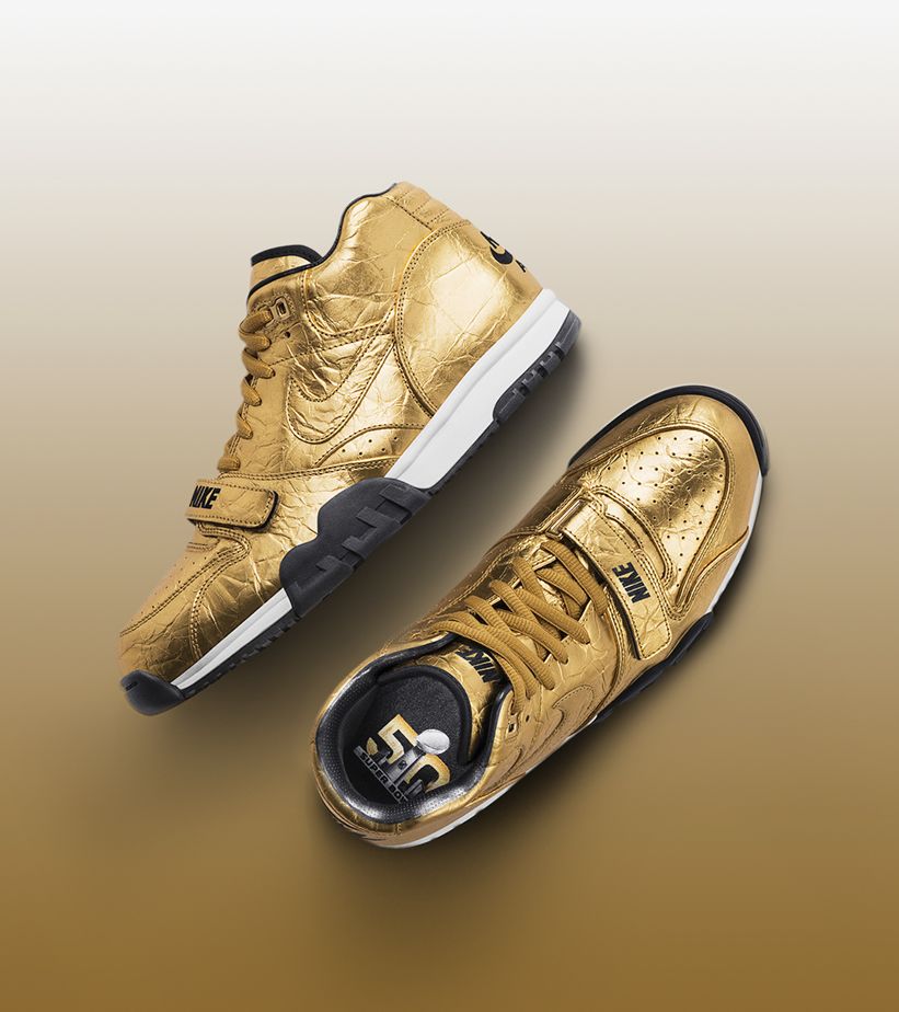 Women's Nike SB50 Air Max 1 Ultra 'Black & Metallic Gold'. Nike SNKRS
