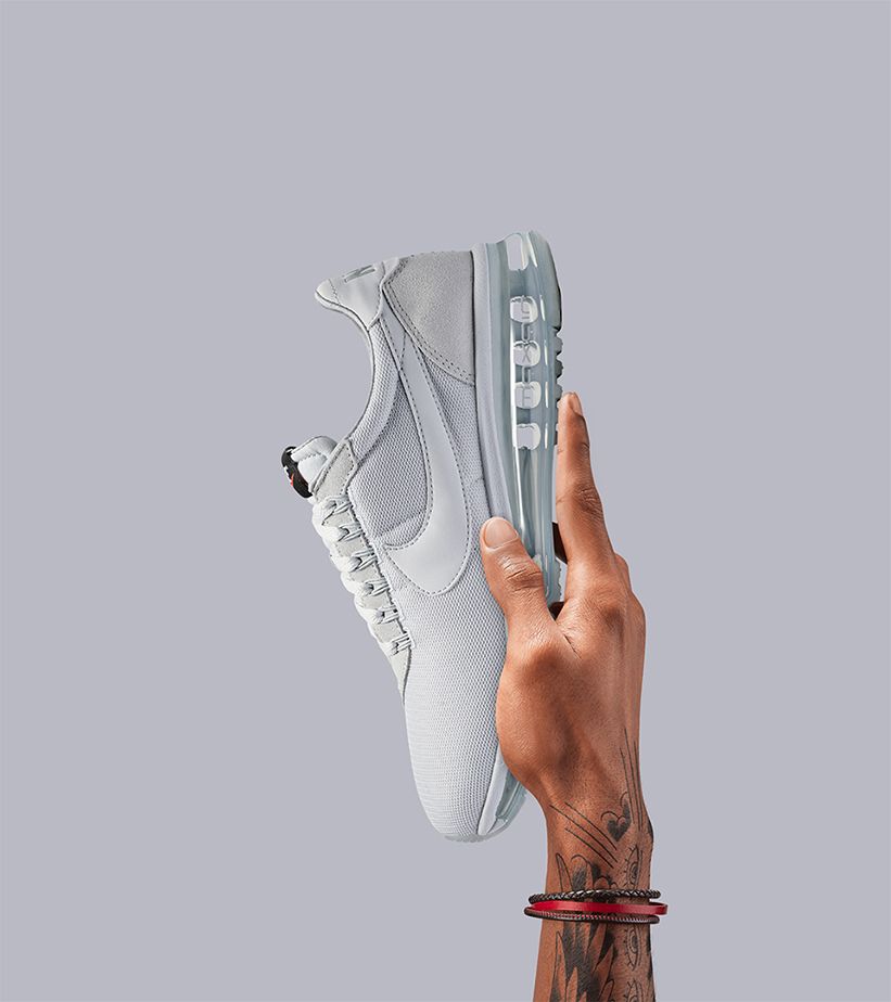 Nike Max LD-Zero Platinum". Nike SNKRS ES