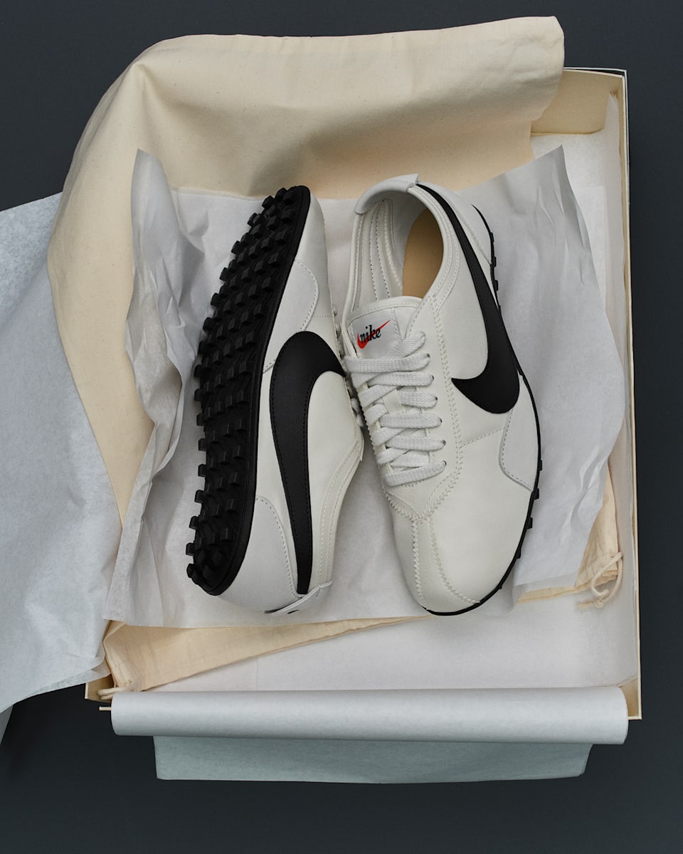 Ημερομηνία κυκλοφορίας του γυναικείου Moon Shoe "Soft Pearl and Black" (II0407-001)