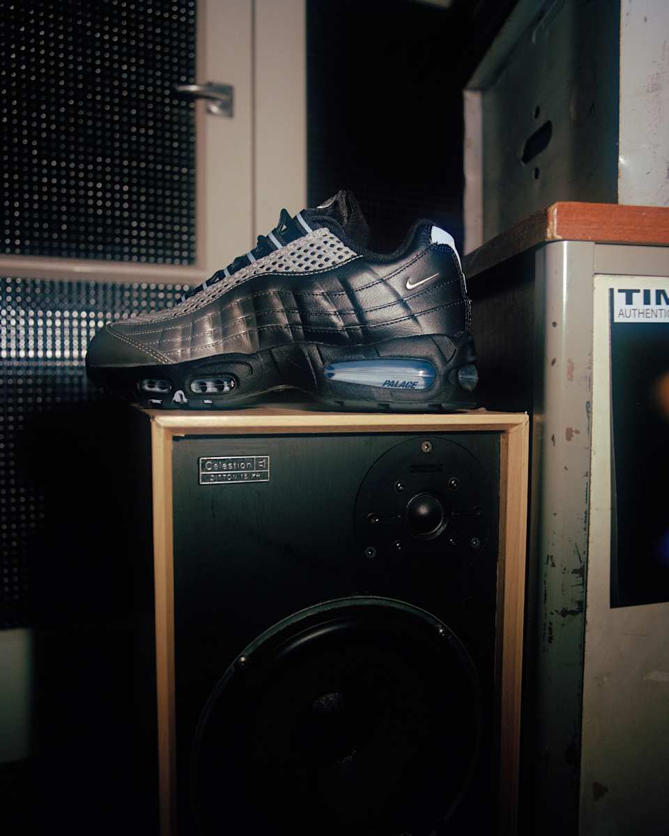 Air Max 95 Big Bubble x Palace 'Metallic Silver and Aluminium' (IQ7708-095) Release Date 