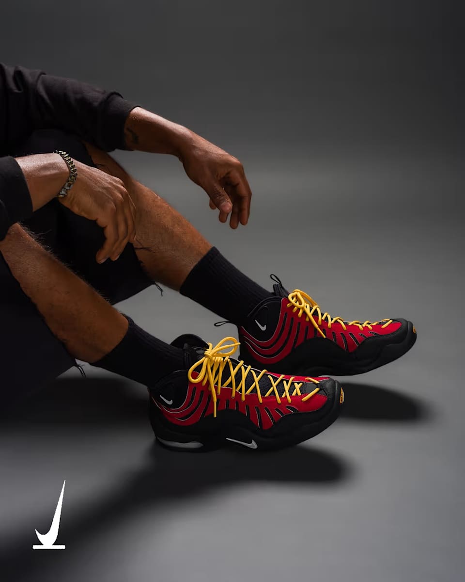 วันเปิดตัว Air Bakin High SP "Black and Varsity Red" (IQ5365-600)