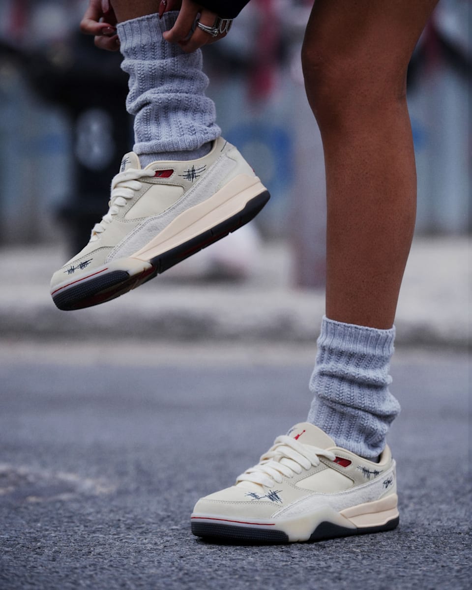 Women's Jordan Flight Court x Téla: Crèpe