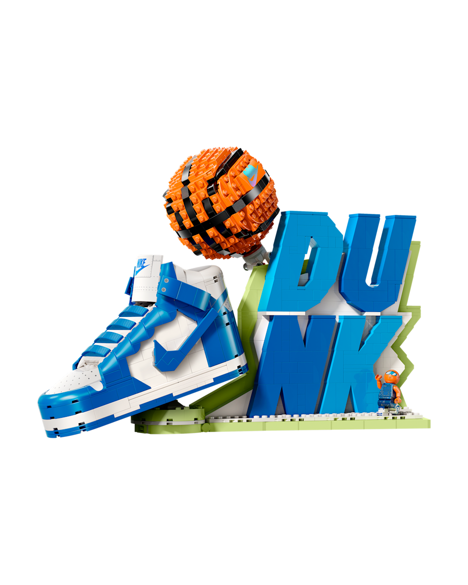 วันเปิดตัวเซ็ตตัวต่อ Nike Dunk x LEGO® "ชุดตัวต่อสนีกเกอร์พร้อม Minifigure รุ่นพิเศษ" (LE1000-471)