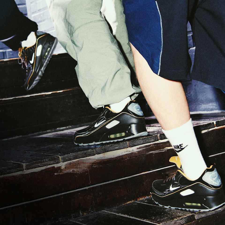 에어맥스 90 “머큐리얼”