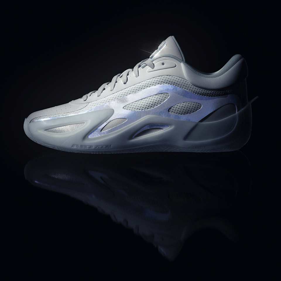 Jordan Heir Series 2 'Iridescence'