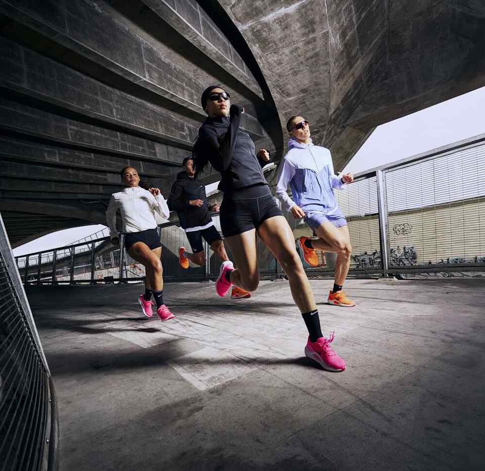 nike run club black level