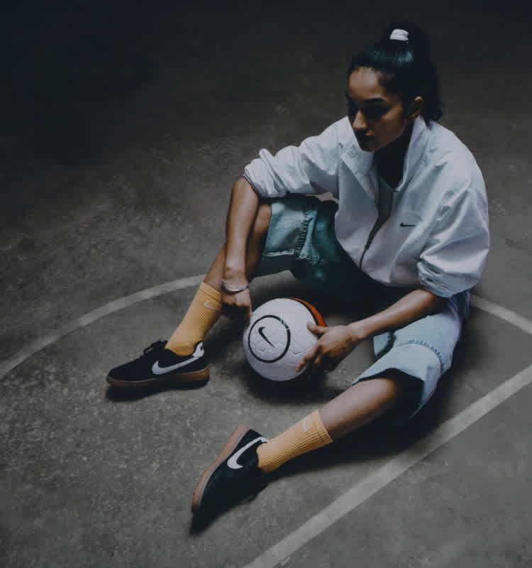 LOOK OF FOOTBALL
