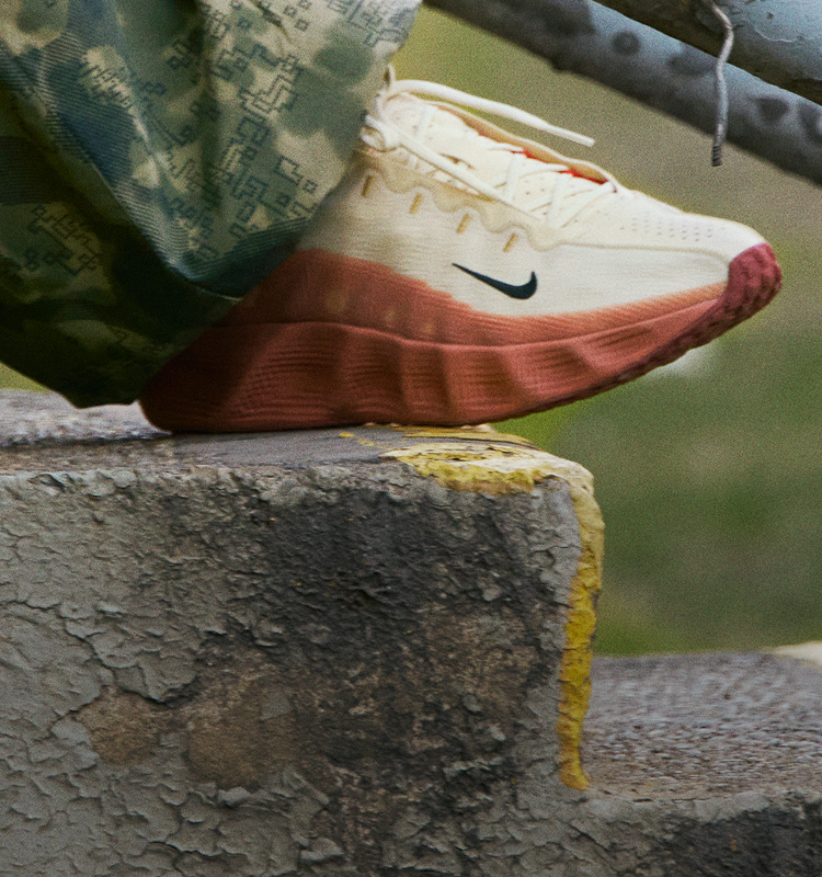 NIKE AVA ROVER