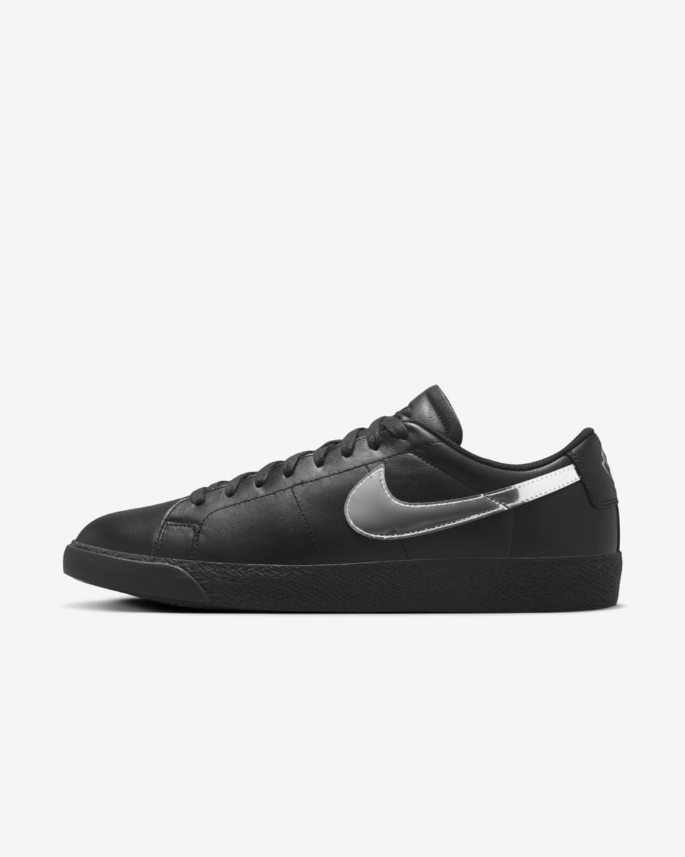 Date de sortie de la Nike SB Zoom Blazer Low x Dancer Skateboards « Black and Metallic Silver » (HJ6703-001)