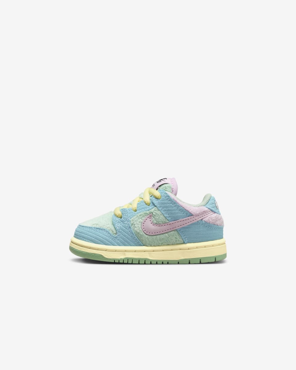 Lanceringsdato for Nike SB Dunk Low Pro x Verdy "Blue Gaze and Enamel Green" (FZ7194-400)