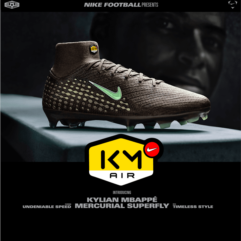 Kylian Mbappé Junior Football Kits & Boots. Nike IL