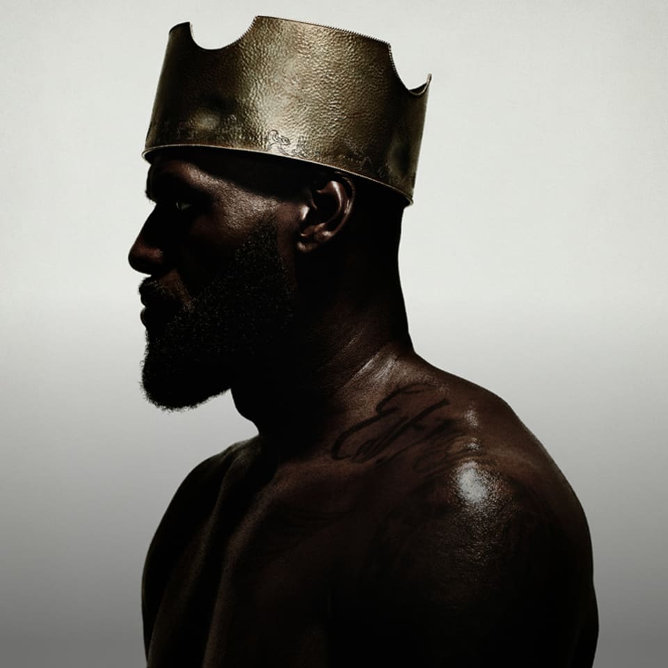 LeBron James. Nike TR