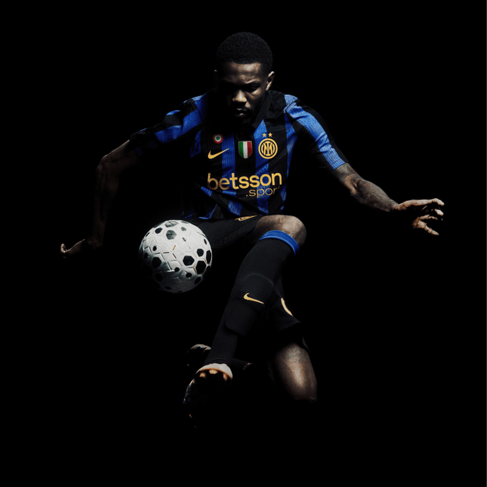 Inter Milan Kits & Shirts 2026/27. Nike LU