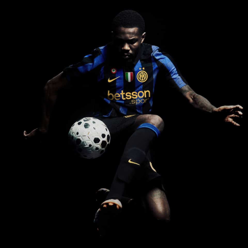 Inter Milan Jerseys, Apparel & Gear. Nike.com