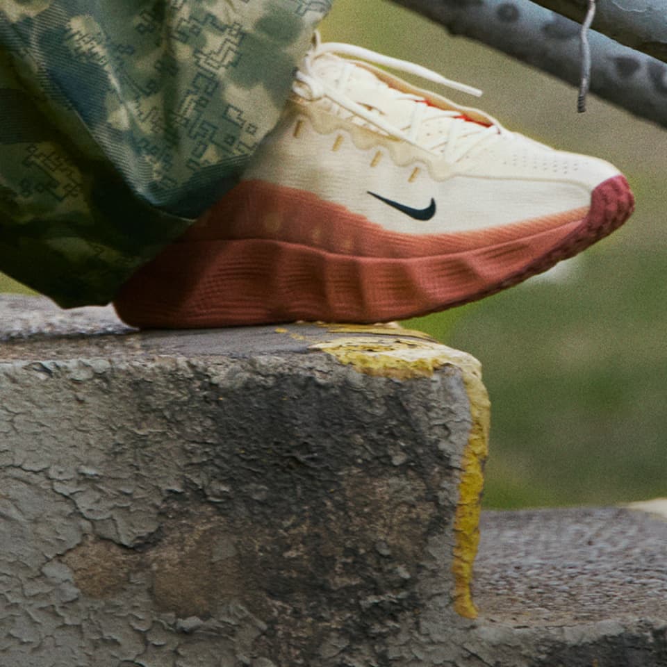 NIKE AVA ROVER