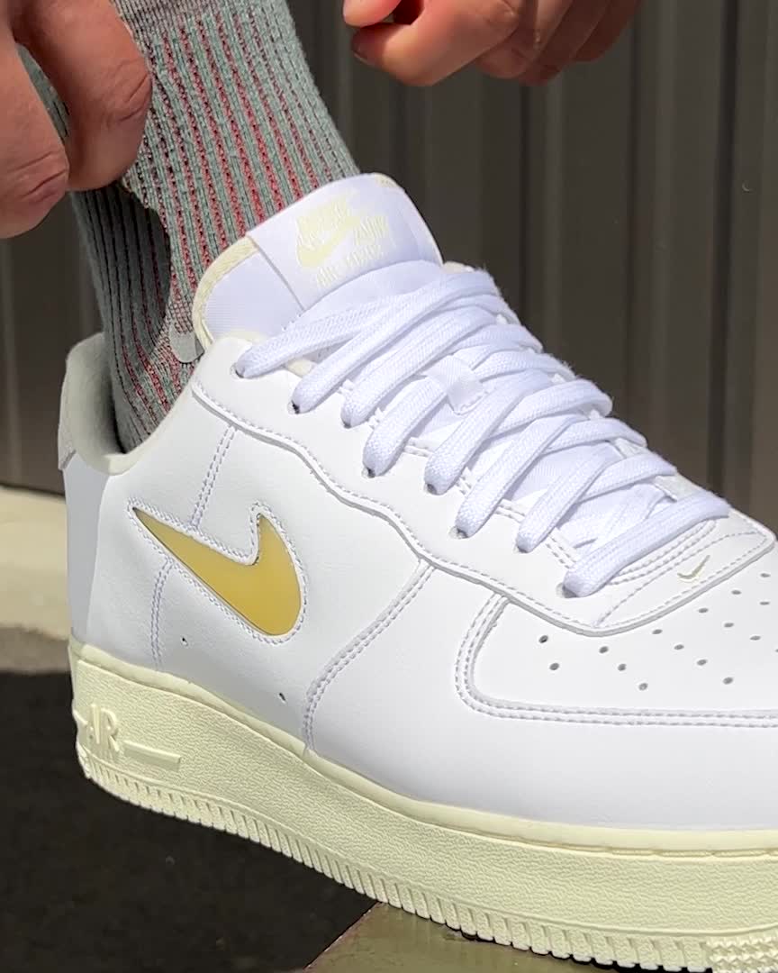 Nike Air Force 1 '07 LX Erkek Ayakkabısı. Nike TR
