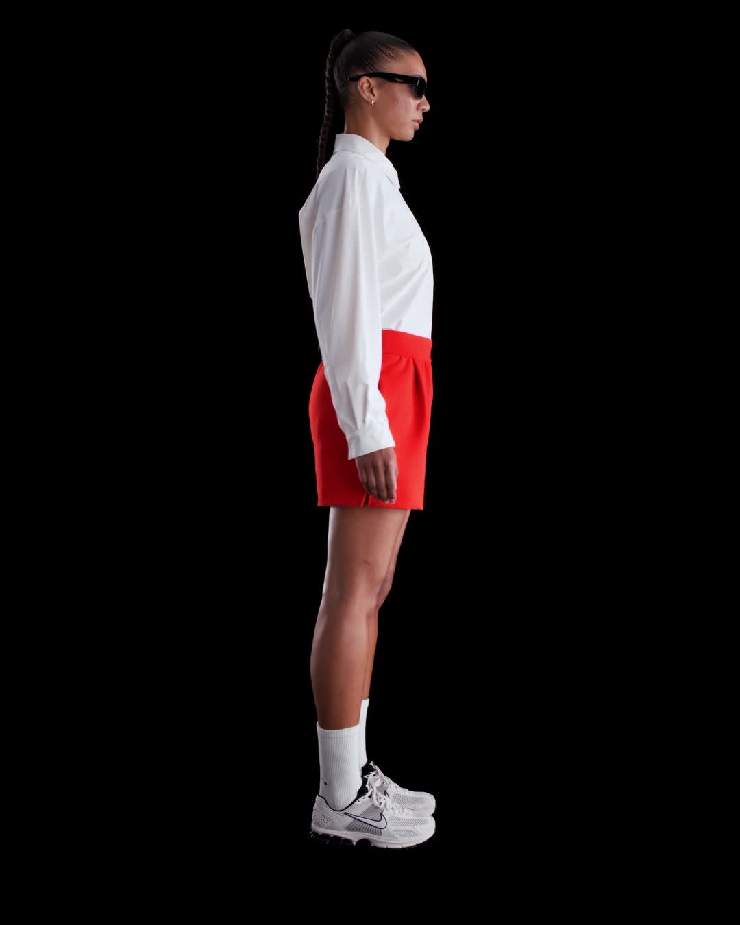 Nike 24.7 ImpossiblySoft Women's Dri-FIT Mid-Rise Loose 4" Shorts