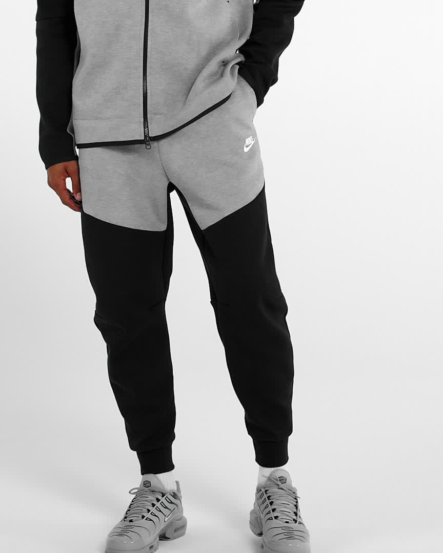 nike slim fit tech fleece