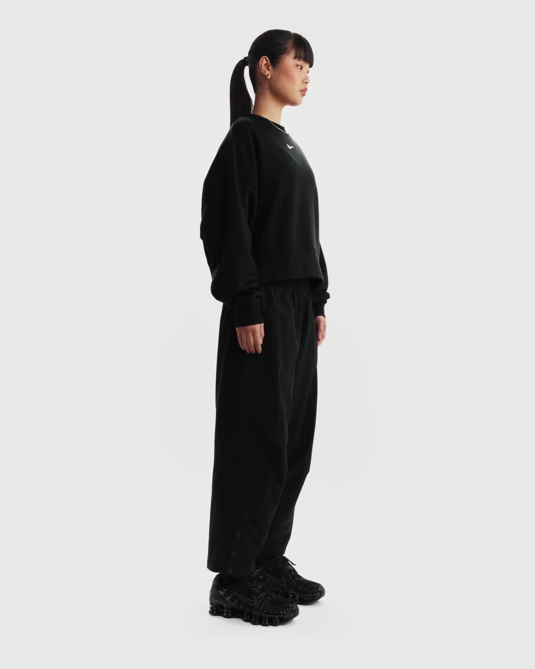 Oversized Fleece Crew Sweatshirt. Nike 