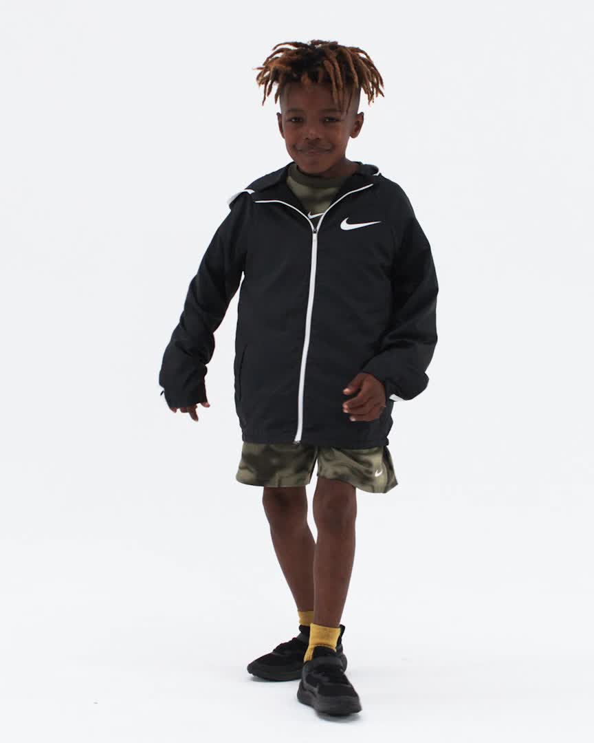 childrens nike revolution trainers