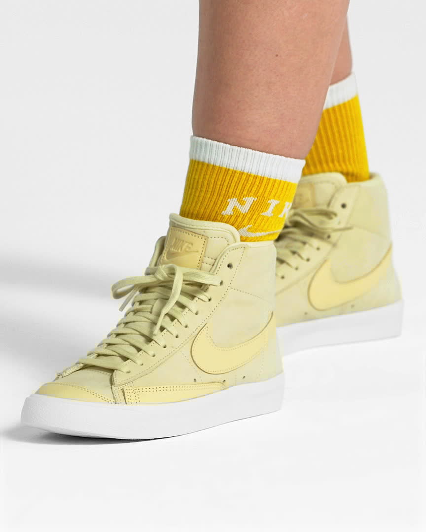Chaussure Nike Blazer Mid Premium pour femme. Nike BE