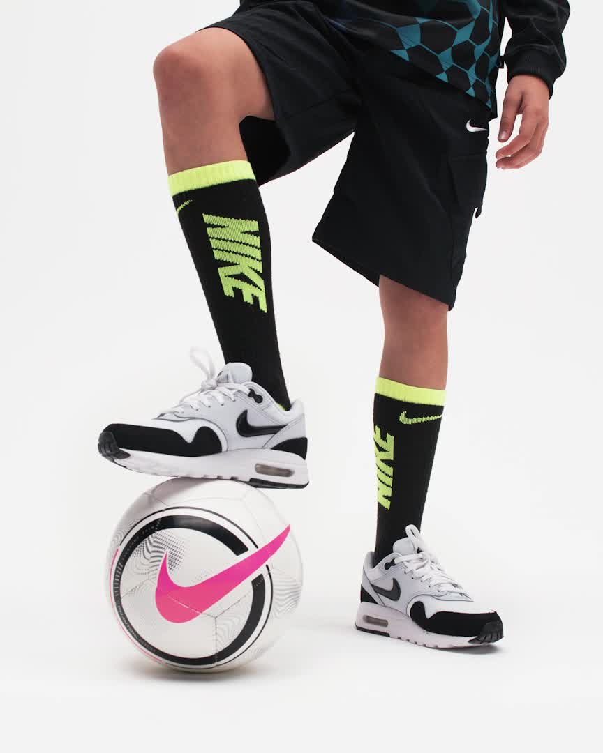 childrens size 1 nike air max