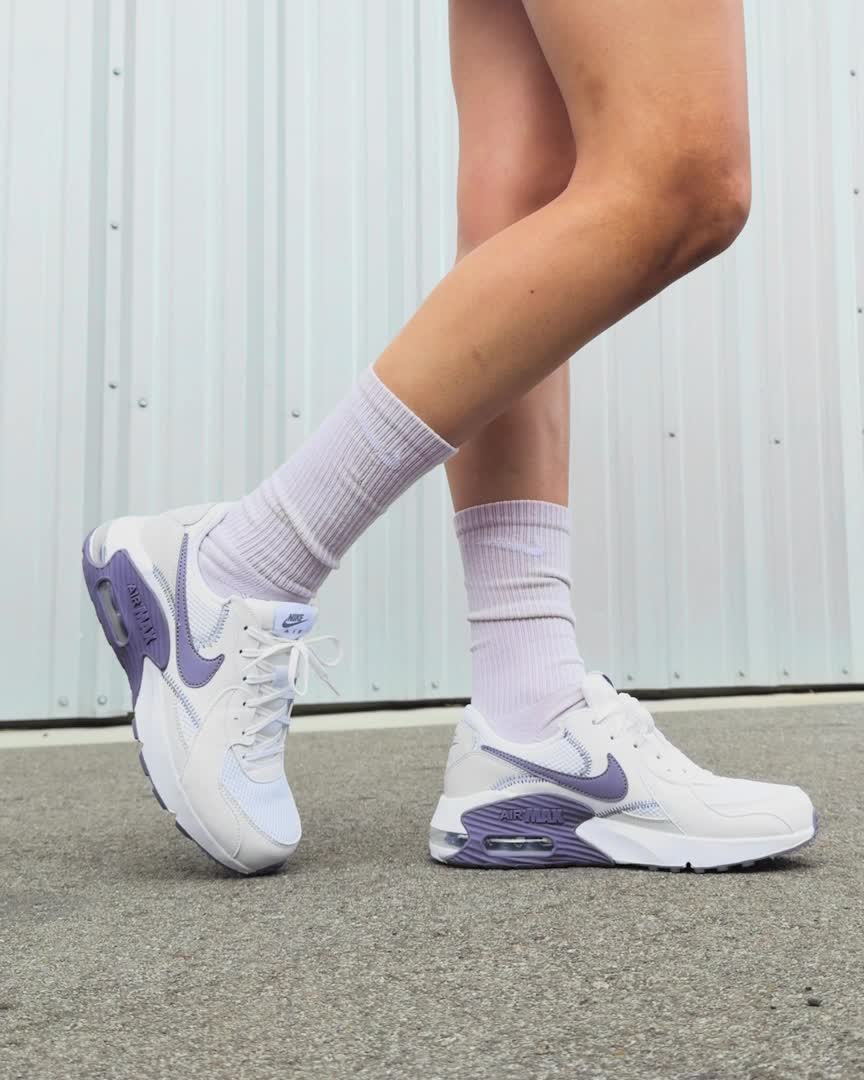 womens airmax excee