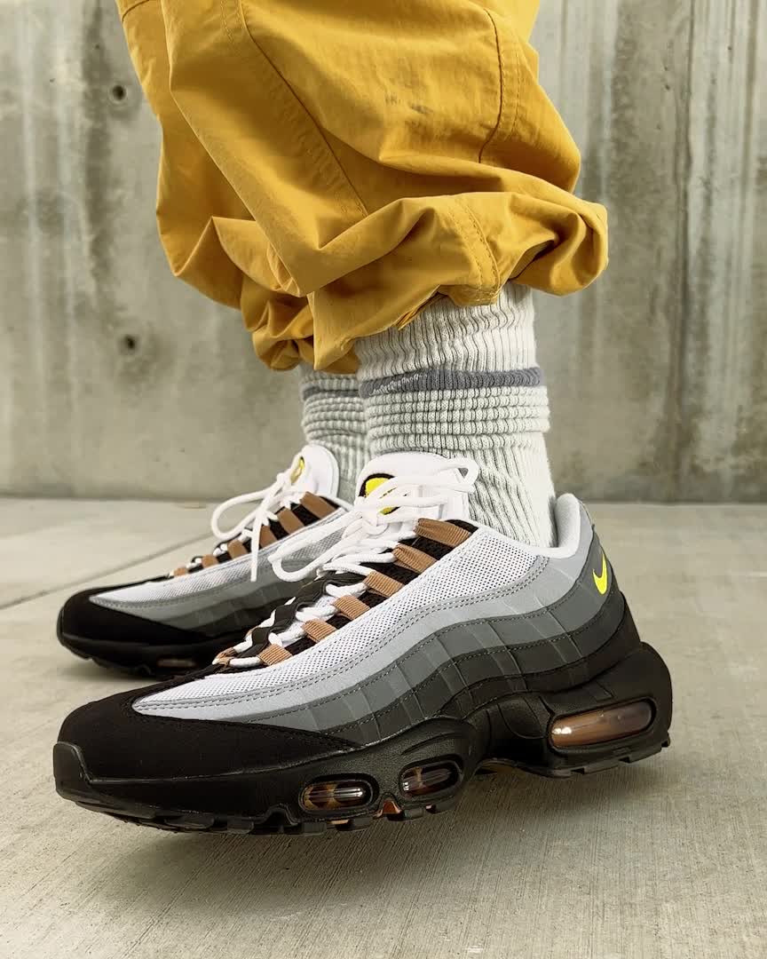 concept kalender grijnzend Nike Air Max 95 Premium Men's Shoes. Nike.com