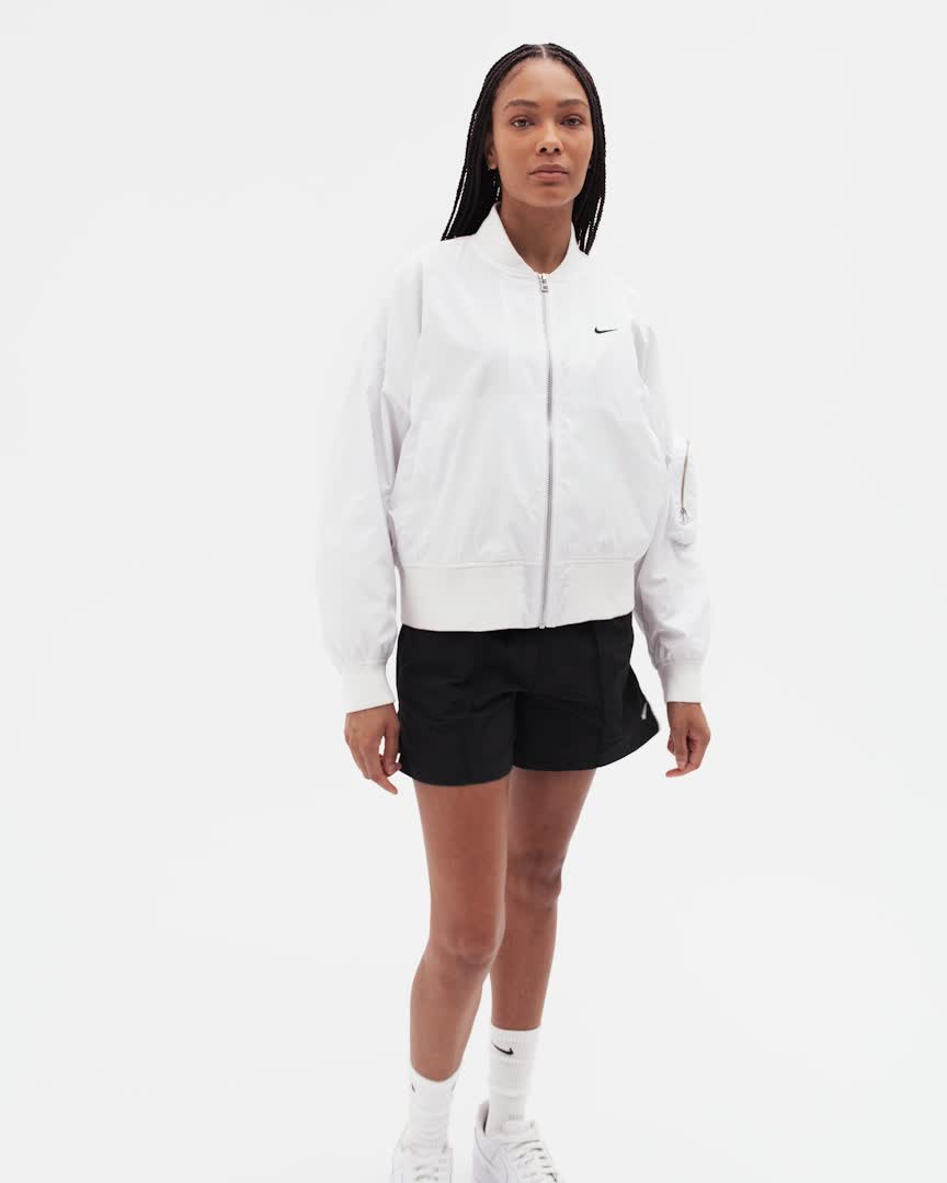 Nike Sportswear Essential Women's Oversized Bomber Jacket. Nike.com