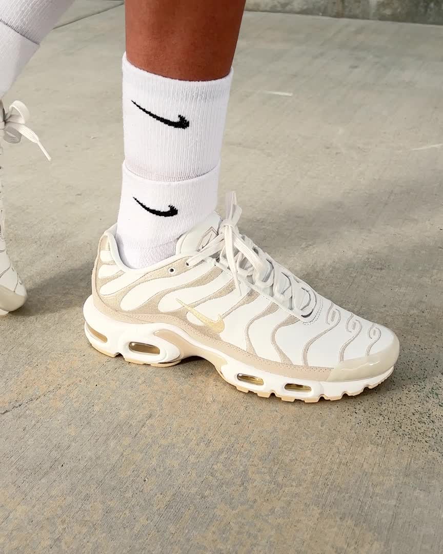 womens air max plus prm