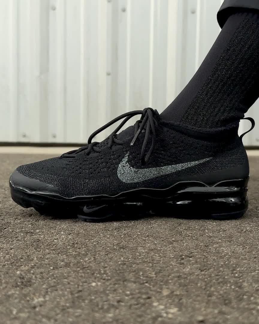 Nike Air VaporMax 2023 Flyknit Women's Shoes. Nike FI