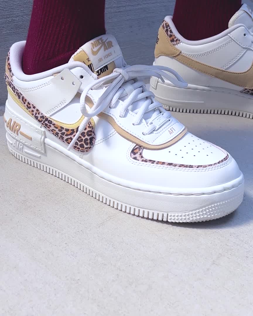 white nike air force 1 shadow